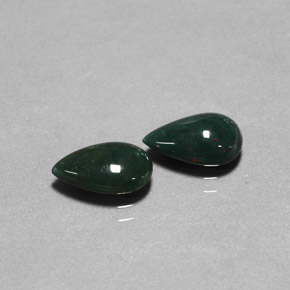 Gemas de heliotropo verde natural de  ct, en forma de pera, opaco