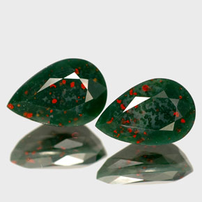Gemas de heliotropo verde natural de  ct, en forma de pera, opaco