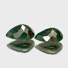 Gemas de heliotropo verde natural de  ct, en forma de pera, opaco