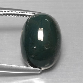 Heliotropo verde natural de 7,81 ct, corte óvalo, opaco