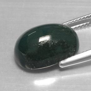 Heliotropo verde natural de 7,81 ct, corte óvalo, opaco