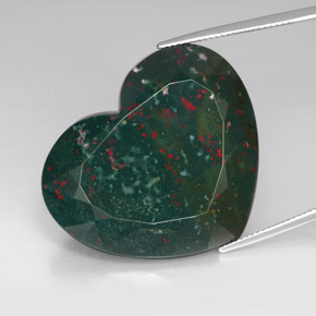 Heliotropo verde natural de 86,15 ct, forma de corazón, opaco