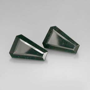 Gemas de heliotropo verde natural de  ct, forma elegante, opaco