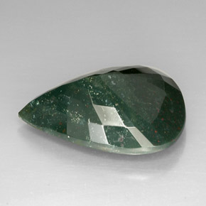 Heliotropo verde natural de 39,39 ct, en forma de pera, opaco