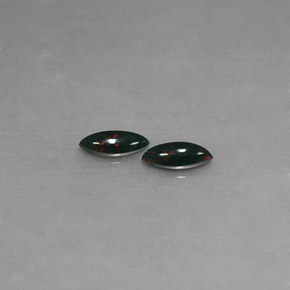 Gemas de heliotropo verde natural de  ct, marquesa, opaco