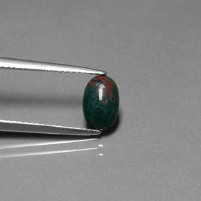 Heliotropo verde natural de 0,82 ct, corte óvalo, opaco