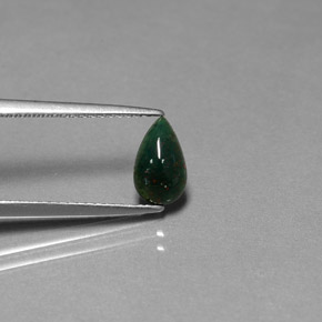 Heliotropo verde natural de 0,72 ct, en forma de pera, opaco