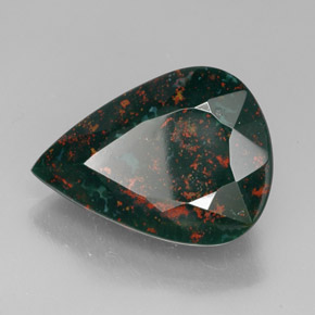 Heliotropo verde natural de 24,98 ct, en forma de pera, opaco