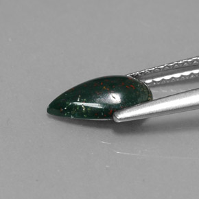 Heliotropo verde natural de 0,82 ct, en forma de pera, opaco