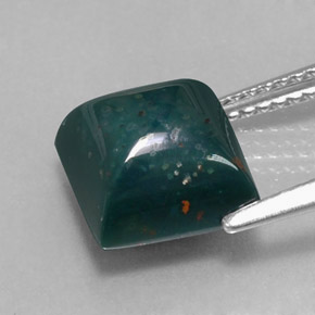 Sanguinaria Verde moteado natural de 3.94 ct, Cuadrado, Opaco