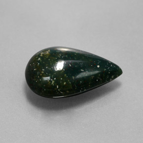 Heliotropo verde natural de 2,73 ct, en forma de pera, opaco