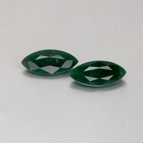 Gemas de heliotropo verde natural de  ct, marquesa, opaco