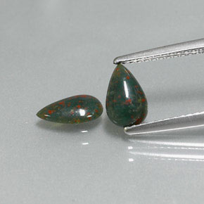 Gemas de heliotropo verde natural de  ct, en forma de pera, opaco