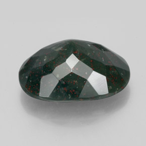 Heliotropo verde natural de 8,41 ct, corte óvalo, opaco