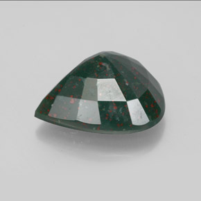 Heliotropo verde natural de 5,48 ct, en forma de pera, opaco