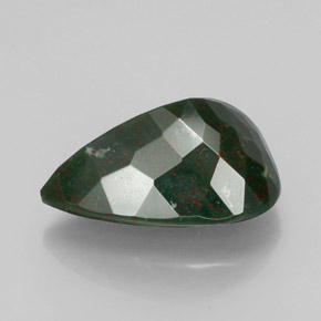 Heliotropo verde natural de 15,21 ct, en forma de pera, opaco