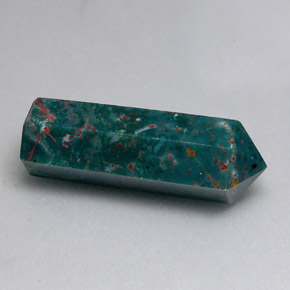 Sanguinaria Verde moteado natural de 17.46 ct, Elegante, Opaco