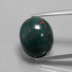 Heliotropo verde natural de 9,64 ct, corte óvalo, opaco