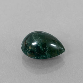 Heliotropo verde natural de 2,83 ct, en forma de pera, opaco