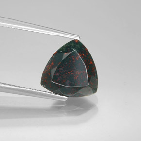 Heliotropo verde natural de 1,90 ct, trillón, opaco