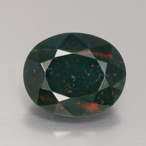 Heliotropo verde natural de 5,78 ct, corte óvalo, opaco