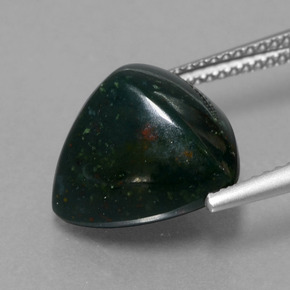 Sanguinaria Verde moteado natural de 7.14 ct, Trillón, Opaco