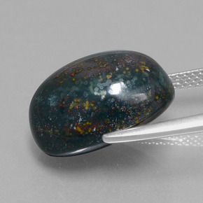 Sanguinaria Verde moteado natural de 12.09 ct, Corte Óvalo, Opaco