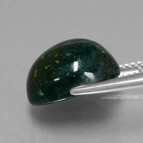 Heliotropo verde natural de 7,40 ct, corte óvalo, opaco