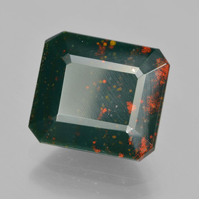 Sanguinaria Verde moteado natural de 6.67 ct, corte esmeralda, Opaco