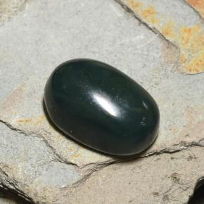 Sanguinaria Verde oscuro natural de 5.28 ct, Corte Óvalo, Opaco