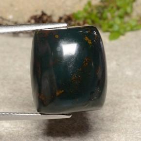 Sanguinaria Verde moteado natural de 28.22 ct, Forma elegante, Opaco