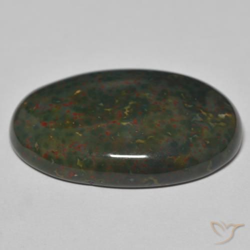 Sanguinaria Verde con rojo natural de 30.21 ct, Ovalada, Opaco
