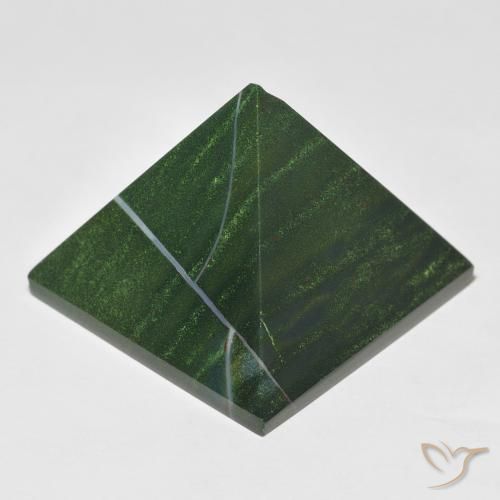 Sanguinaria Verde medio natural de 95.77 ct, Cuadrado, Opaco
