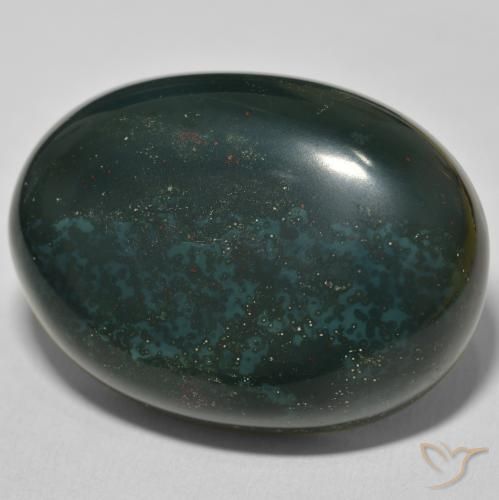 Sanguinaria Verde oscuro natural de 76.31 ct, Ovalada, Opaco