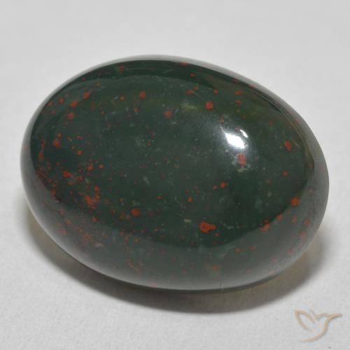 Sanguinaria Verde y rojo natural de 21.79 ct, Ovalada, Opaco