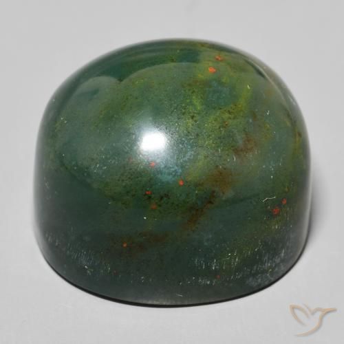 Sanguinaria Verde con rojo natural de 56.88 ct, Ovalada, Opaco