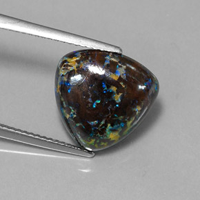 Ópalo boulder multicolor natural de 7,96 ct, trillón, opaco