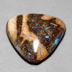Ópalo boulder multicolor natural de 25,23 ct, trillón, opaco