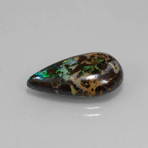 Ópalo boulder multicolor natural de 7,90 ct, en forma de pera, opaco