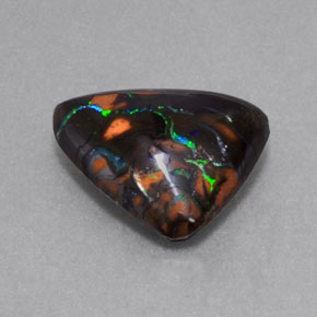 Ópalo boulder multicolor natural de 5,75 ct, forma elegante, opaco