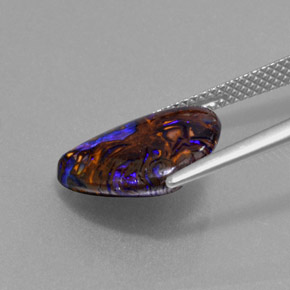 Ópalo boulder multicolor natural de 4,96 ct, trillón, opaco