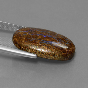 Ópalo de roca Multicolor natural de 13.05 ct, Corte Óvalo, Opaco