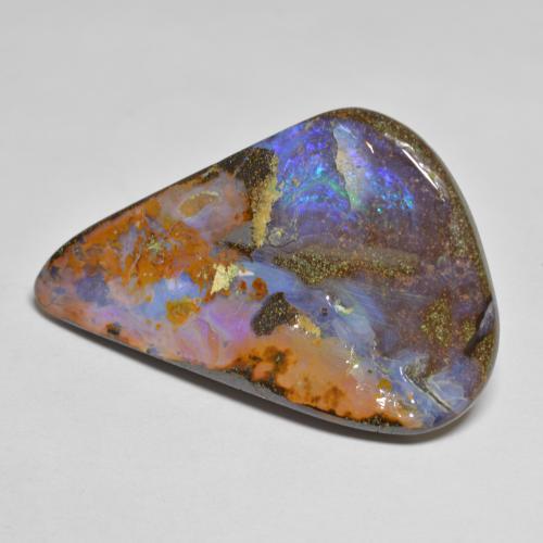 Ópalo boulder multicolor natural de 26,01 ct, forma elegante, opaco