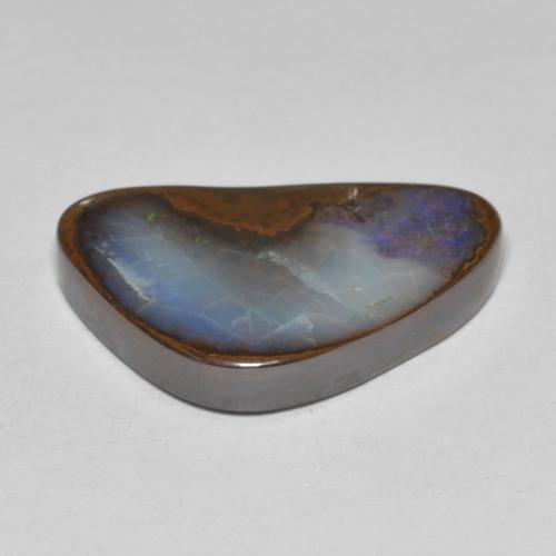 Ópalo boulder multicolor natural de 12,56 ct, forma elegante, opaco