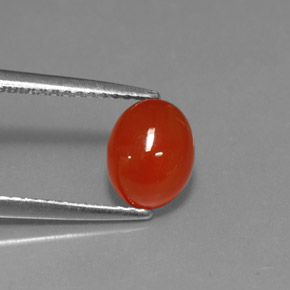 Cornalina Naranja rojizo natural de 1.56 ct, Corte Óvalo, Translúcido