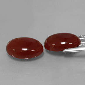 Gemas de cornalina rojo natural de  ct, corte óvalo, translúcido