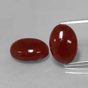 Gemas de cornalina rojo natural de  ct, corte óvalo, translúcido