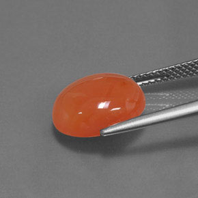 Cornalina naranja natural de 4,71 ct, corte óvalo, translúcido