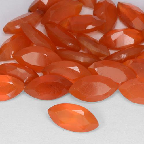 Cornalina Naranja rojizo oscuro natural de 0.51 ct, Marquesa, Translúcido