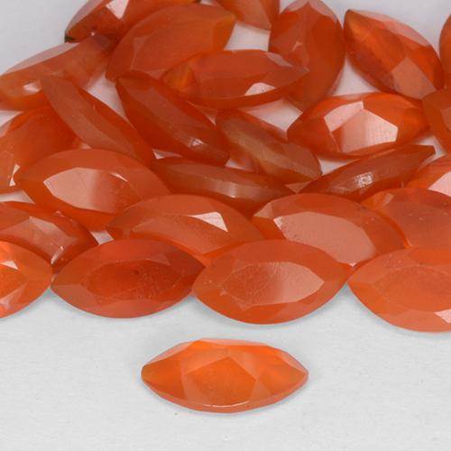 Cornalina Naranja rojizo oscuro natural de 0.51 ct, Marquesa, Translúcido